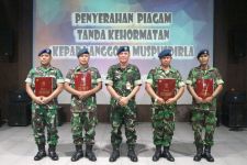 4 Anggota TNI AU dapat Penghargaan dari Jokowi, yang Mereka Lakukan Sungguh Mulia - JPNN.com Jogja