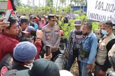 Autopsi Korban Tragedi Kanjuruhan Berjalan Lancar, Aremania & Polisi Tertib - JPNN.com Jatim