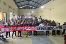 Prabowo Dapat Dukungan 300 Warga Ponorogo Maju Pilpres 2024 - JPNN.com Jatim