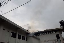 Kebakaran Gedung Bappelitbang di Balai Kota Bandung Sudah Padam - JPNN.com Jabar