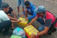 Ditpolairud Polda Jatim Amankan 5.000 Detanator Bom Ikan di Pelabuhan Jangkar Situbondo - JPNN.com Jatim