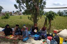 Puluhan KK di Desa Sukamanah Cianjur Terisolir Belum Dapat Bantuan - JPNN.com Jabar