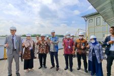 Datang ke Bogor, Kementerian ESDM Bersama Kemenperin Resmikan Program PLTS Atap - JPNN.com Jabar