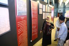 Khofifah Kenalkan Turots Ulama Indonesia di Arab Saudi - JPNN.com Jatim