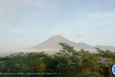 Kondisi Gunung Semeru Terkini: Awas, Masih Erupsi Terus! - JPNN.com Jatim