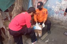 Polisi Buru Pelaku Pembuangan Bayi di Warung Menanggal Surabaya, Siap-Siap Saja - JPNN.com Jatim