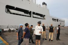 Kapal Perang Siap Diberangkatkan ke Karimunjawa, Ganjar: Kami Dibantu Pak KSAL - JPNN.com Jateng