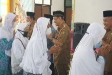302 Calon Haji di Pekalongan Siap Diberangkatkan ke Tanah Suci - JPNN.com Jateng