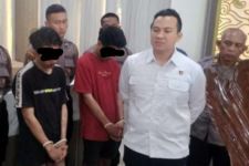 Kesal dengan Istri, Pria di Nganjuk Mabuk-Mabukan Hancurkan Tugu Asmaul Husna - JPNN.com Jatim