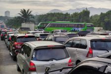 Rakornas Kepala Daerah Se-Indonesia Sebabkan Kemacetan Panjang di Kawasan Sentul Bogor - JPNN.com Jabar