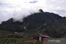 Dampak Aktivitas Gunung Dieng, Pemkab Batang Siapkan 4 Titik Evakuasi Warga - JPNN.com Jateng