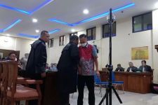 Terdakwa Kasus Suap Mantan Rektor Unila Dihukum Penjara 16 Bulan - JPNN.com Lampung