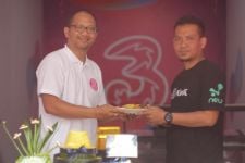 Manjakan Pelanggan di Pelosok Jawa Barat, IOH Luncurkan Mini 3Store - JPNN.com Jabar
