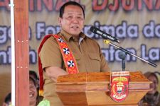 Gubernur Arinal Fokus Membangun Jalan Ini di Wilayah Lampung Barat  - JPNN.com Lampung