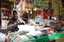 Minyak Kita Hilang di Pasaran Kota Bandung, Pedagang dan Pembeli Kebingungan - JPNN.com Jabar