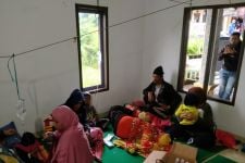 Dinkes Ambil Sampel Nasi Kotak Diduga Penyebab Keracunan Massal di Bandung Barat - JPNN.com Jabar