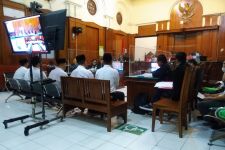Terdakwa Sebut Juragan dan Kru Kapal Ikut Berperan dalam Penggelapan BBM - JPNN.com Jatim