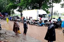 Banjir Bandang, Jalur Utama Bondowoso-Jember Macet 1 Jam - JPNN.com Jatim