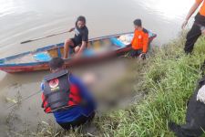 Jenazah Laki-Laki Kembali Ditemukan di Sungai Jagir Wonokromo - JPNN.com Jatim