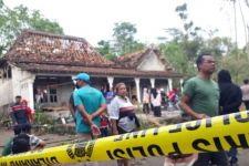 Polres Blitar Dalami Sumber Bubuk Mesiu dari Ledakan Rumah di Blitar - JPNN.com Jatim