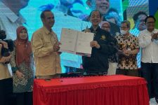 FEB UGM Kerja Sama dengan 15 SMK Swasta di Surabaya dalam Penerapan SIDEK-Edu - JPNN.com Jatim