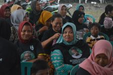 Kowarteg Indonesia Berbagi Keceriaan dengan Ibu-Ibu Prasejahtera di Bangkalan - JPNN.com Jatim