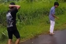 Viral Sekelompok Pemuda Lakukan Kekerasan Kepada Pelajar, Motifnya Sepele - JPNN.com Jatim