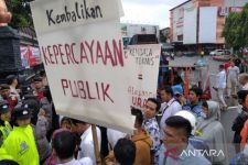 SK Bupati Kudus Sangat Jelas, Pelantikan Perangkat di 66 Desa Ditunda! - JPNN.com Jateng
