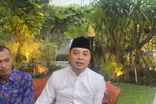 Wali Kota Eri Wajibkan Sekolah dan Kantor Nyanyikan Indonesia Raya Setiap Hari - JPNN.com Jatim
