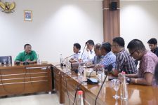 Penyerapan Tenaga Kerja Lokal Tak Maksimal, Komisi IV DPRD Kota Bogor Sentil Manajemen Alfamart - JPNN.com Jabar