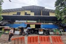 Pasar Cimol Gedebage Tutup, Nasib Pedagang thrifting Terombang-ambing - JPNN.com Jabar