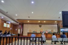 Sidang Suap Hakim MA Sudrajad Dimyati, Keterangan Desy Yustria dan Yosep Parera Berbeda - JPNN.com Jabar