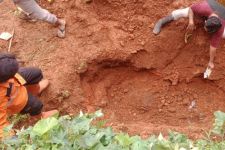 Penemuan 10 Mayat di Banjarnegara Bikin Gempar, Diduga Korban Kekejaman Dukun Mbah Slamet - JPNN.com Jateng