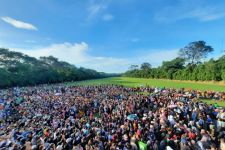 Pengobatan Ida Dayak di Gor Kostrad Cilodong Kota Depok Diwarnai Kericuhan - JPNN.com Jabar