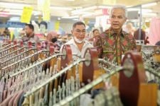 Ganjar Prediksi Lebaran Tahun Ini Paling Ramai, Ekonomi Sudah Bergeliat - JPNN.com Jateng