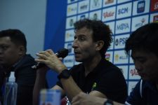 Persib Dibantai Persita 0 - 4, Luis Milla: Ini Pertandingan Terburuk - JPNN.com Jabar