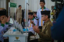 Bima-Dedie Ajak ASN Hingga Warga Berzakat di Baznas Kota Bogor - JPNN.com Jabar