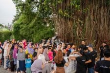 Kafe Cabin Bogor Bagikan Ratusan Hidangan Berbuka Puasa Untuk Warga - JPNN.com Jabar