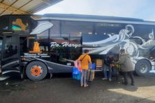 Ribuan Pemudik Mulai Memadati Terminal Jatijajar Kota Depok - JPNN.com Jabar