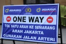 One Way Arus Mudik 2023 di Tol Trans Jawa Dimulai Hari Ini - JPNN.com Jateng
