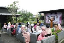 Srikandi Ganjar Beri Referensi Busana Muslim Kece Lebaran Bagi Milenial di Malang - JPNN.com Jatim