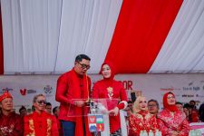 Ridwan Kamil Duduki Posisi Teratas Survei IPRC Untuk Gubernur Jabar, Urutan 4 Bukan Orang Sembarangan - JPNN.com Jabar