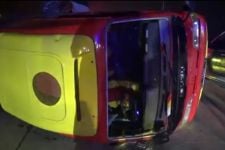 Rombongan Pemudik Asal Tulungagung Kecelakaan di Jombang, Mobil Terguling - JPNN.com Jatim
