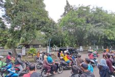 Lihat Tuh, Istana Batu Tulis Kota Bogor Dikepung Warga - JPNN.com Jabar