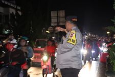 110 Ribu Kendaraan Masuk ke Kawasan Puncak Bogor Selama Libur Natal - JPNN.com Jabar