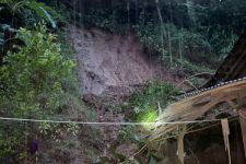 Hujan Deras Selama 3 Jam Akibatkan Tanah Longsor di Kulon Progo - JPNN.com Jogja
