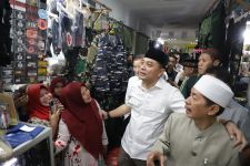 Stan di Pasar Turi Belum Buka 100 Persen, Wali Kota Eri Janjikan Ini - JPNN.com Jatim