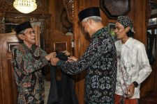 Ganjar Dapat Petuah dari Abah Suyuthi Kendal Soal Pemerintahan hingga Politik - JPNN.com Jateng