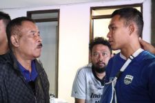 Erwin Ramdani Dicoret Dari Skuad Persib Musim Depan, Managemen Ungkap Alasannya - JPNN.com Jabar
