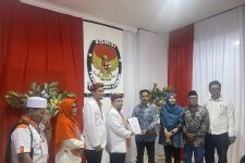 PKS Daftarkan Bacaleg ke KPU Surabaya, Targetkan 10 Kursi - JPNN.com Jatim